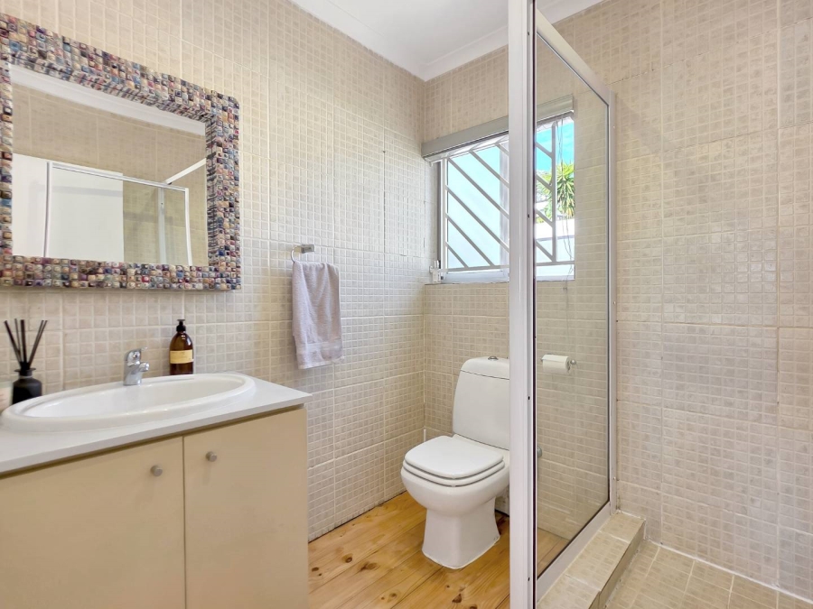 4 Bedroom Property for Sale in Fresnaye Western Cape